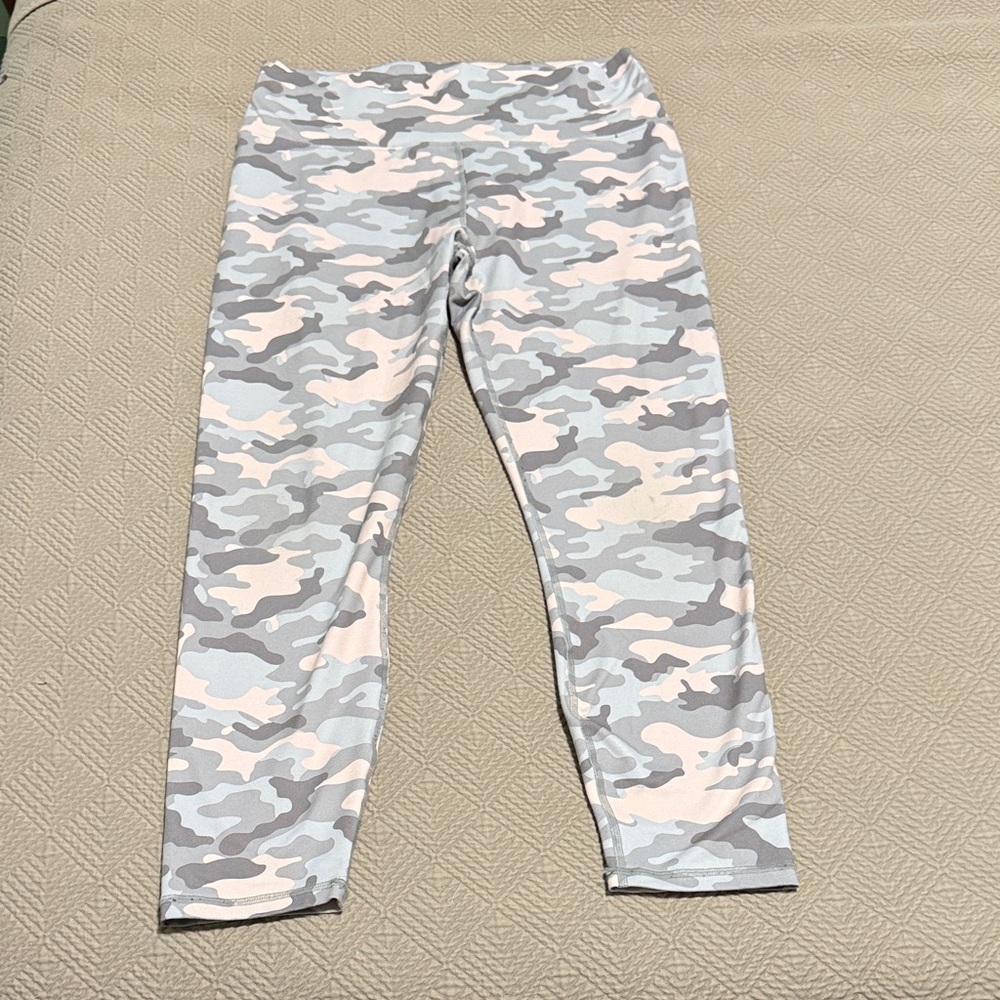 Fabletics Gray and Pink Camouflage Leggings